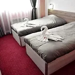 Hotel Nays Madan