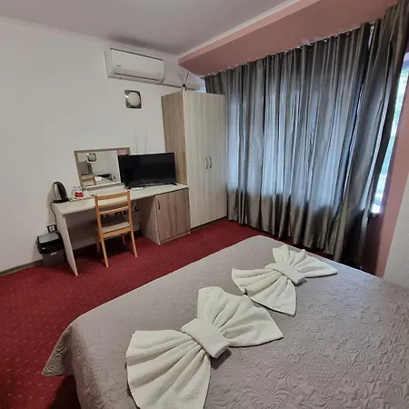 Nays Hotel